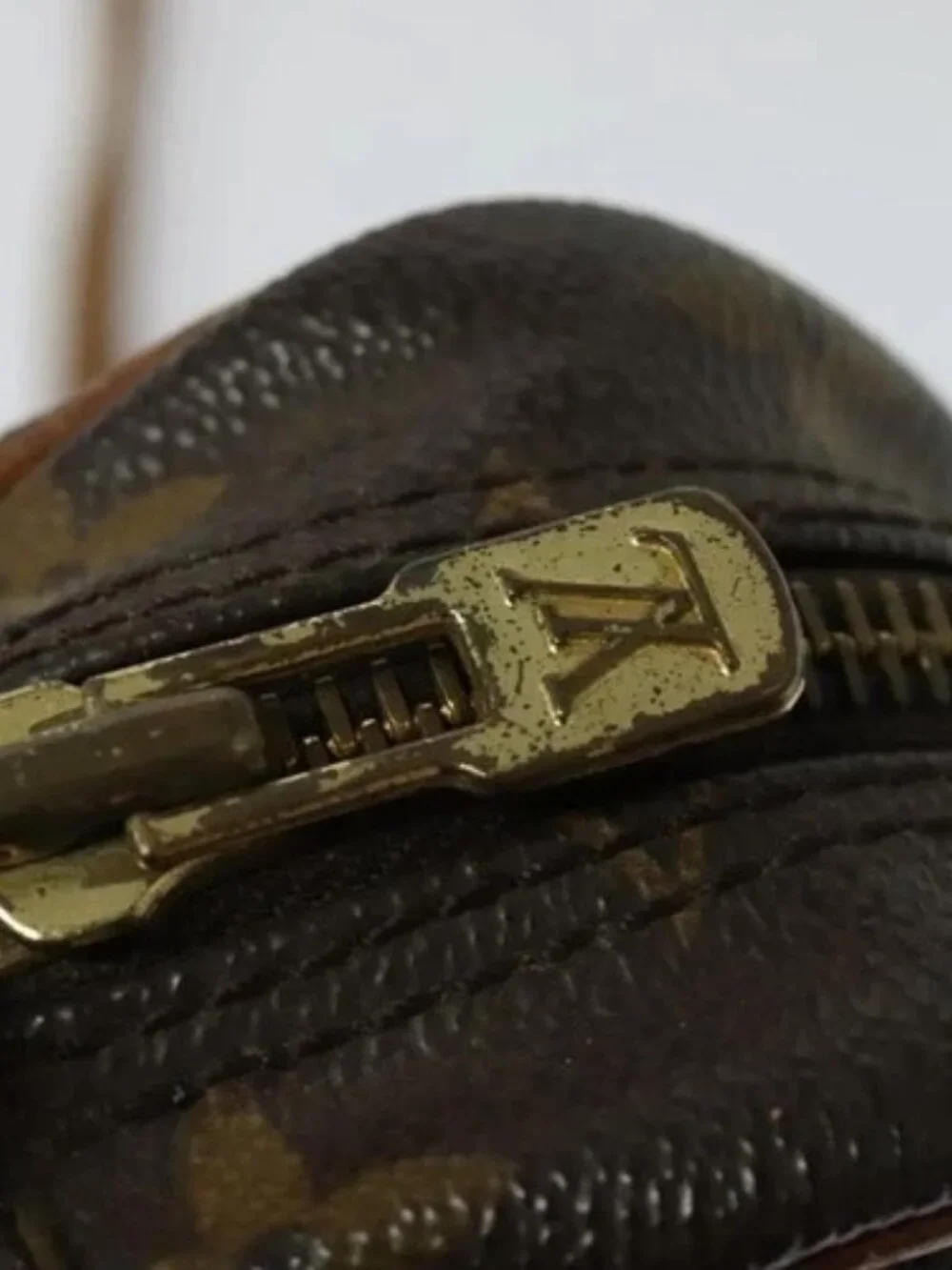 Louis Vuitton brand	louis vuitton